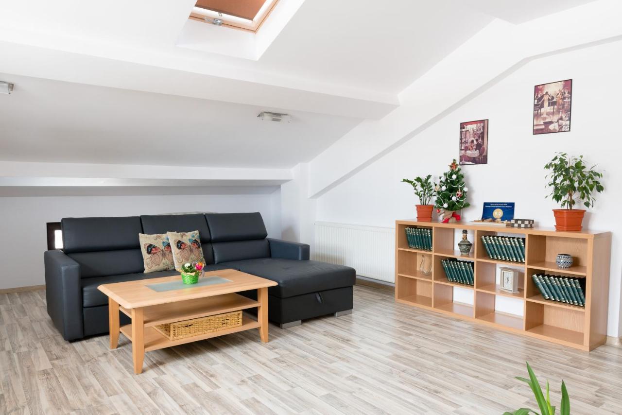Romexpo Apartment Luxury - Aproape De Centru Si Parc Herastrau! ブカレスト エクステリア 写真